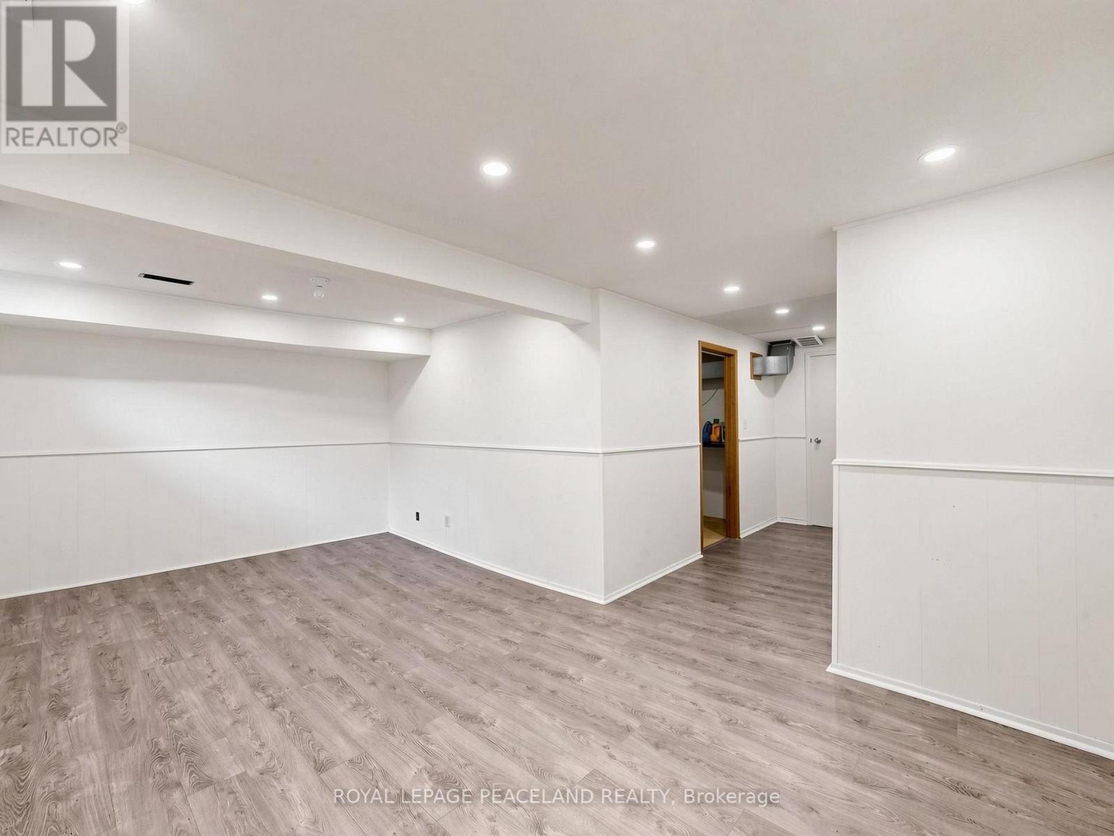 3 NEW PORT WAY - 34