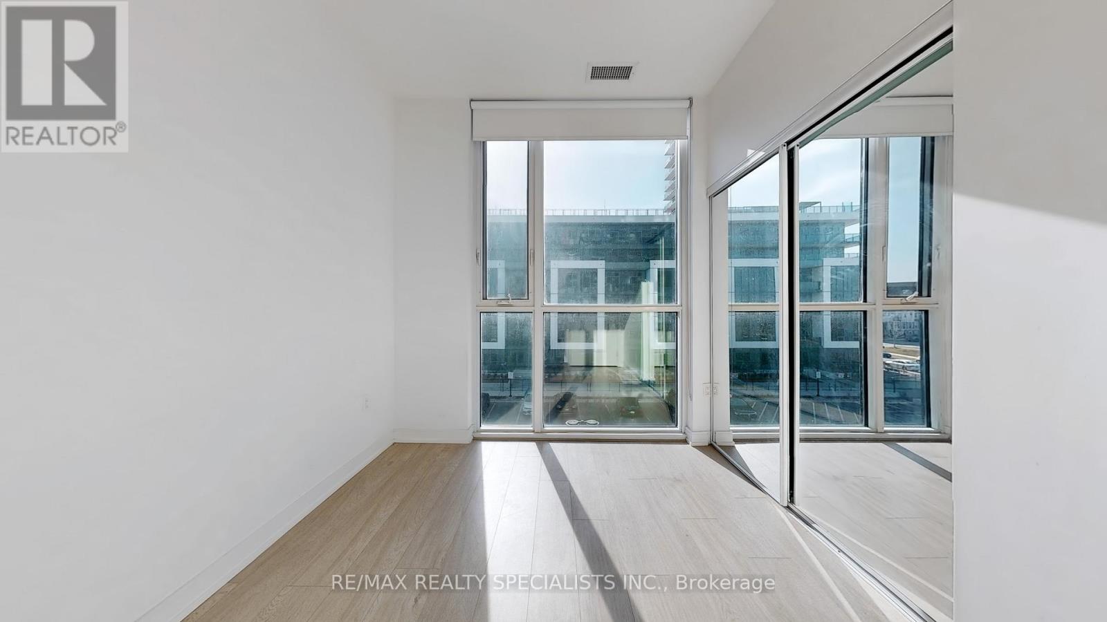 #321 8 NAHANI WAY - 18