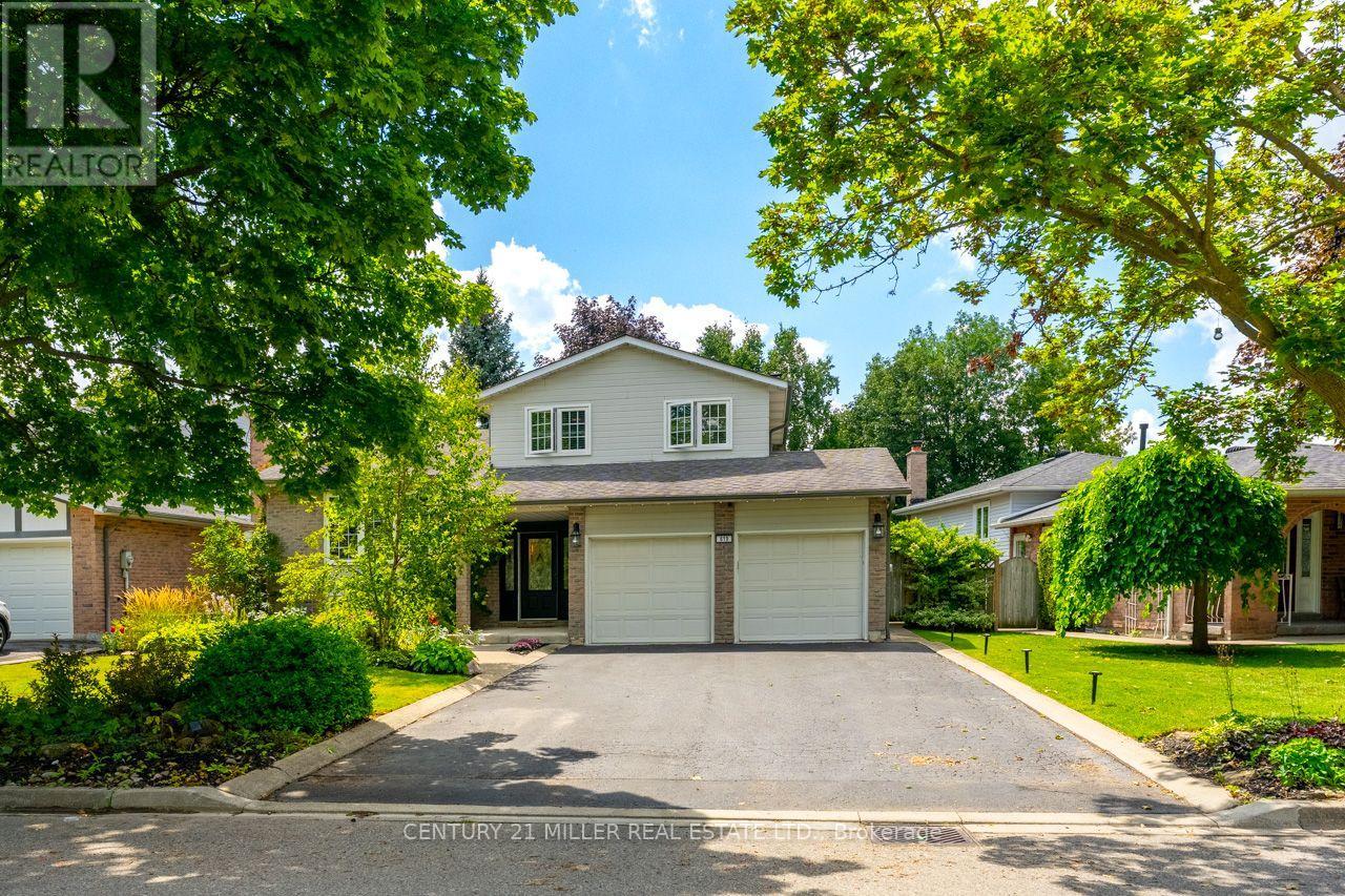 Photo of 619 Moorelands Crescent