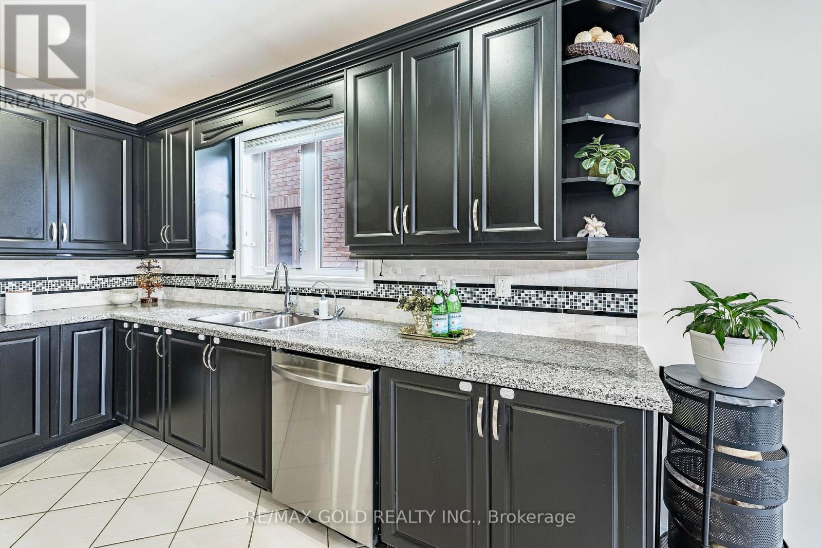 54 ORANGEBLOSSOM TRAIL - Image 10