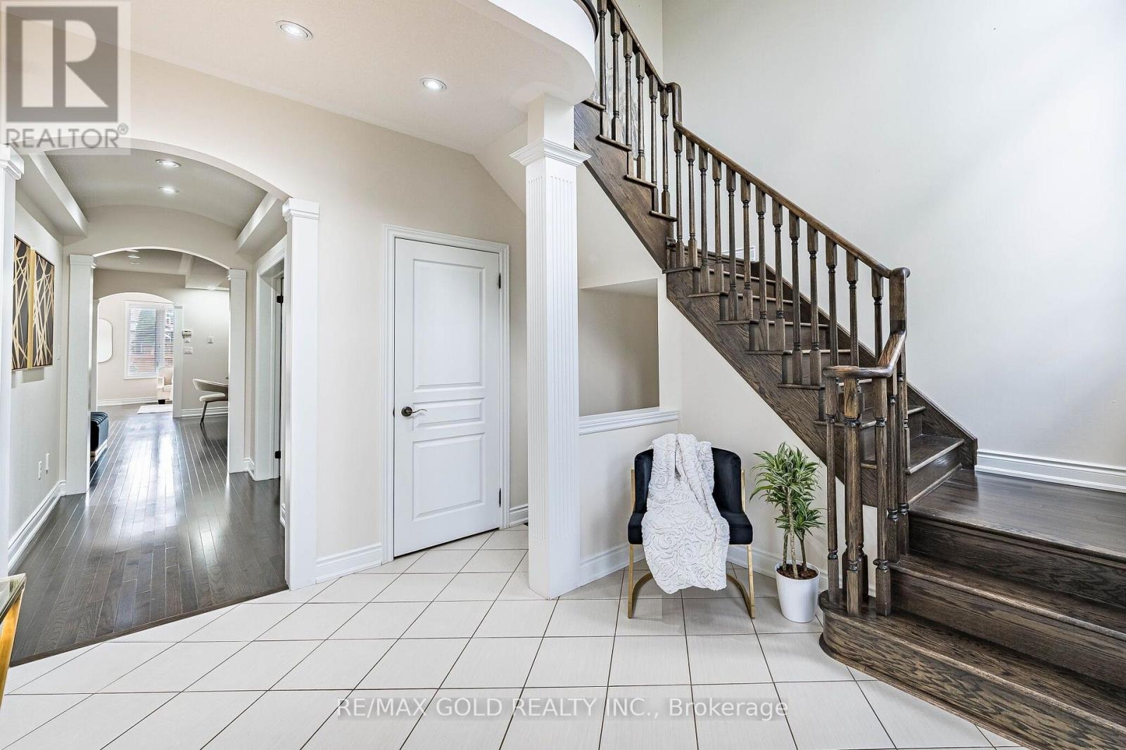 54 ORANGEBLOSSOM TRAIL - Image 5