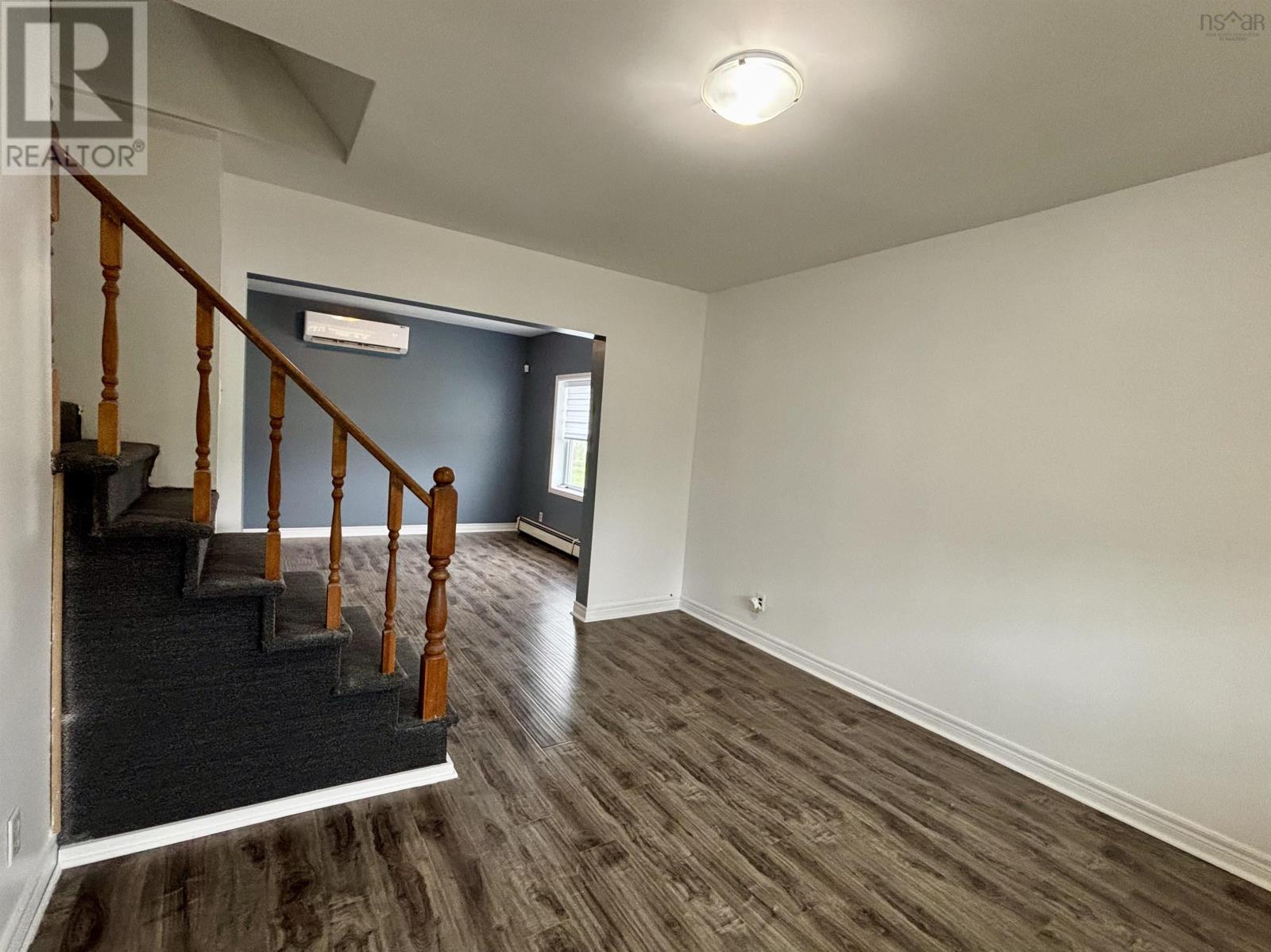 Property 17 of 28 of 683 Mahon Street
