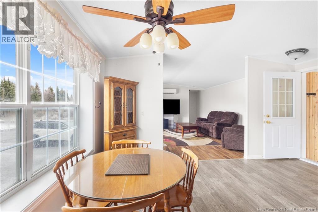 11 Wendy Crescent - Image 12