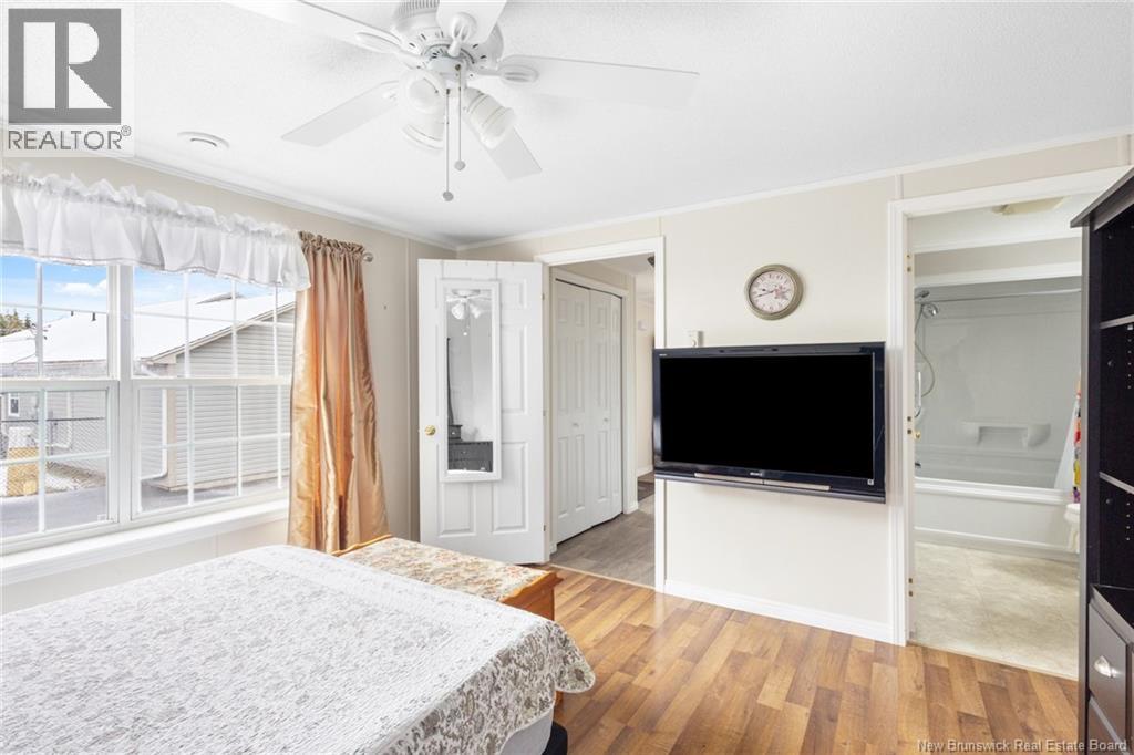 11 Wendy Crescent - Image 20