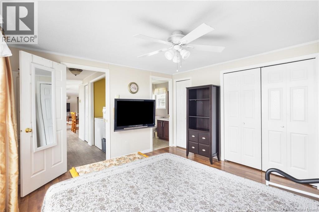 11 Wendy Crescent - 19