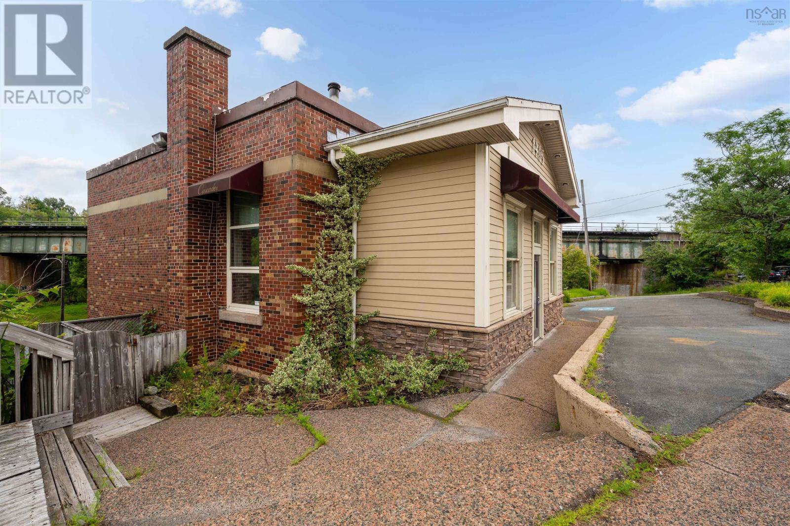Property 5 of 34 of 1405 Bedford Highway