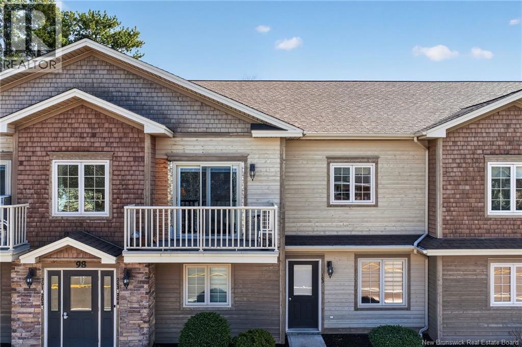 #203 98 Pleasant Street - 2