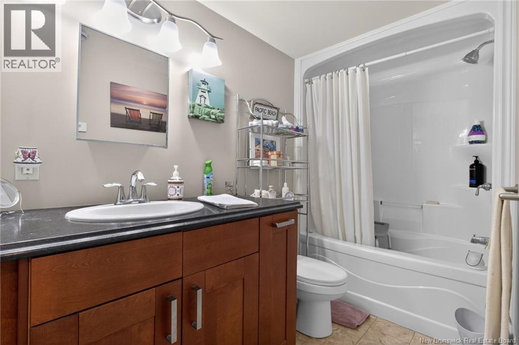 #203 98 Pleasant Street - 16