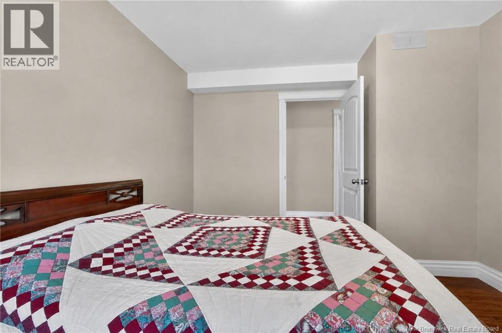 #203 98 Pleasant Street - Image 20