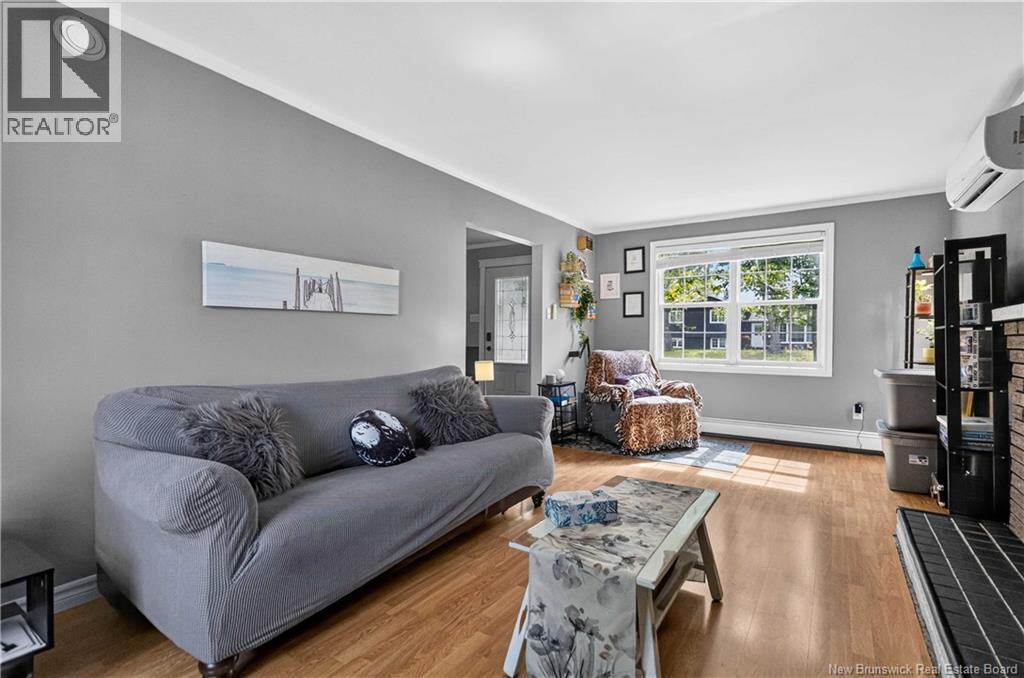 16 Irwin Street - Image 8
