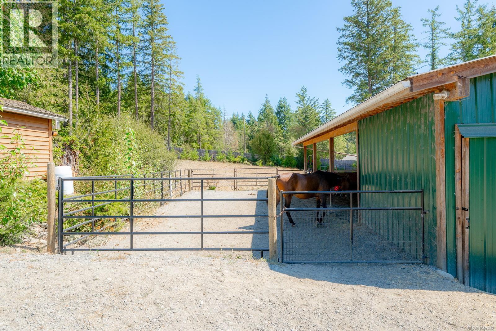 5160 Cowichan Lake Rd - 61
