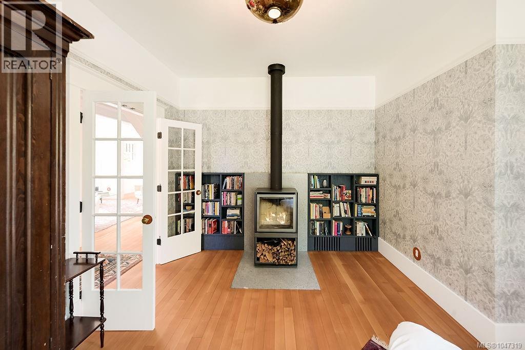2654 Fernwood Rd - 31