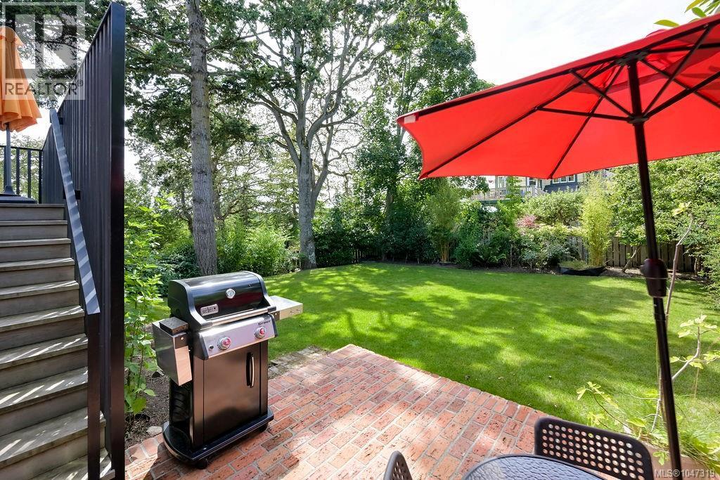 2654 Fernwood Rd - 67