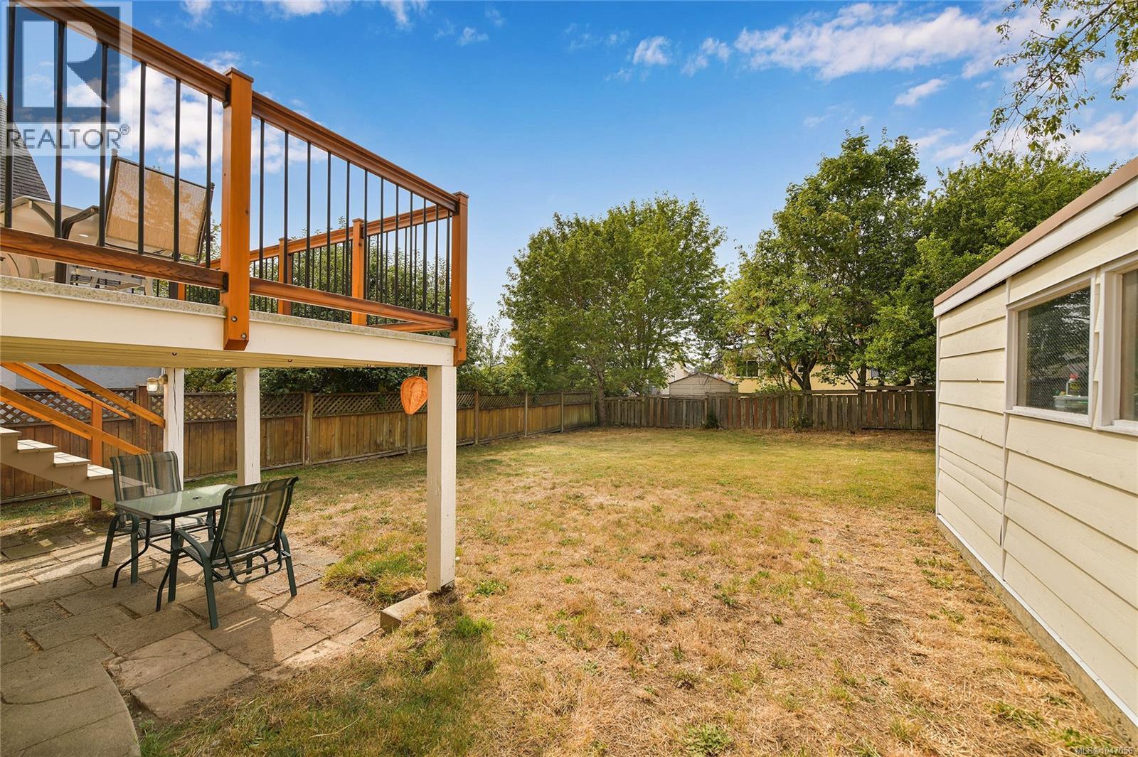 3304 Aldridge St, Saanich