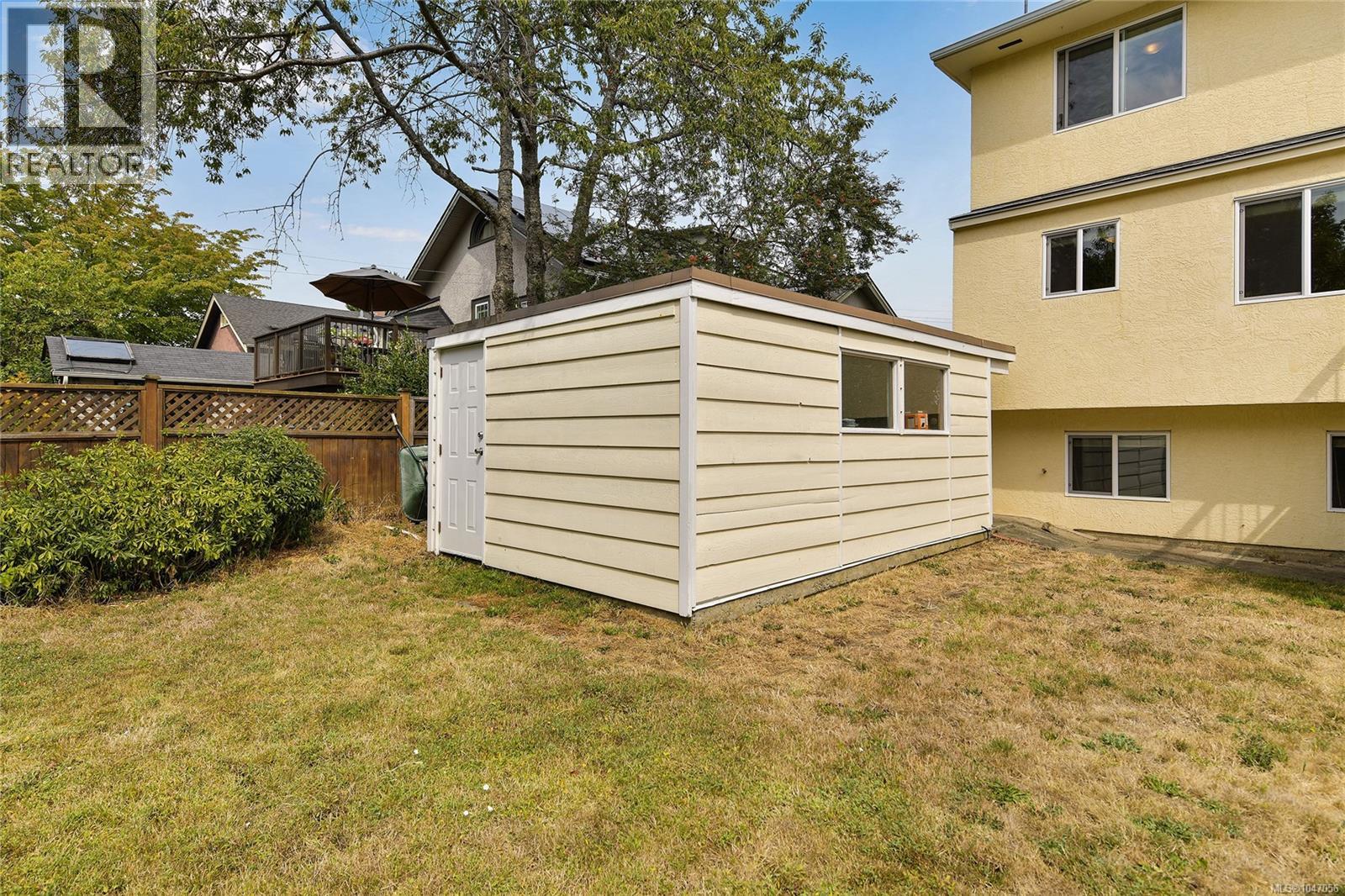 3304 Aldridge St - 42