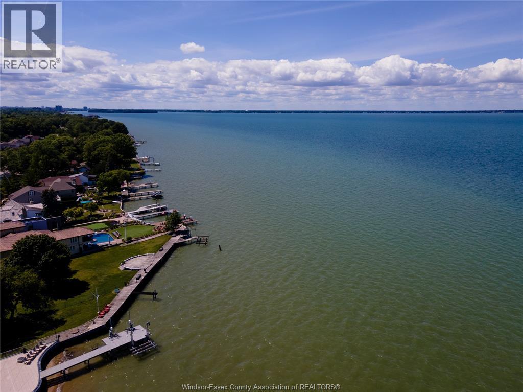 13110 RIVERSIDE DRIVE East - 27