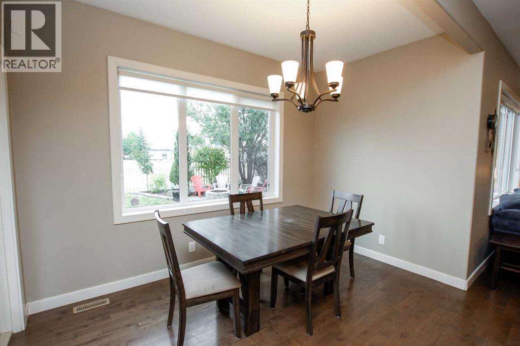 Listing photo – 20 Connaught Crescent, Red Deer
