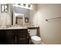 Bedroom - 20 Connaught Crescent, Red Deer, AB T4P0K3 Photo 17