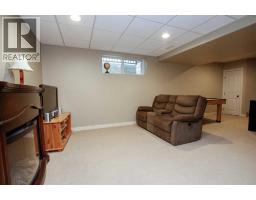 20 Connaught Crescent, Red Deer, AB T4P0K3 Photo 35