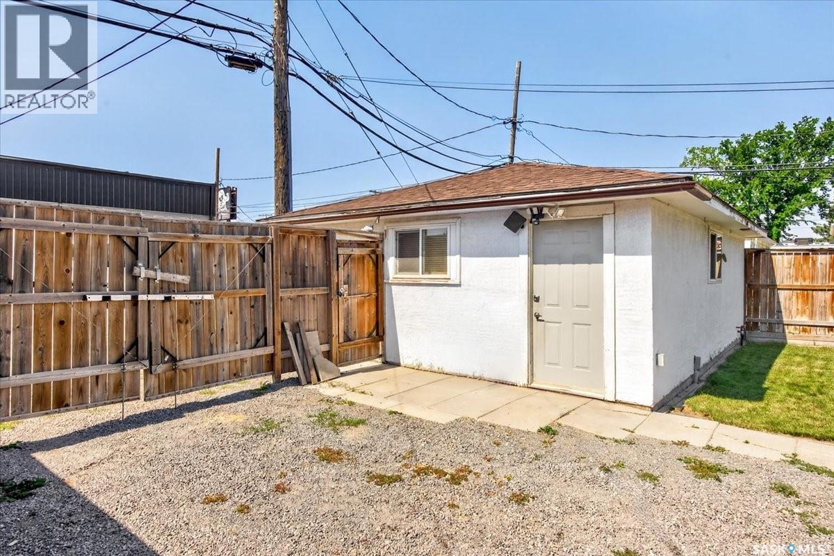 1726 Rothwell STREET - Image 24