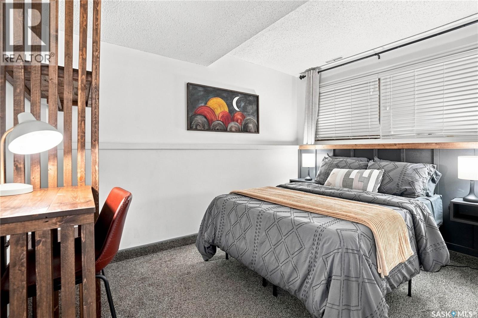 1109 Lillooet STREET W - 30