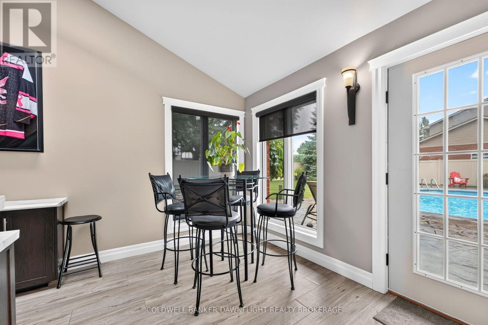 283 CHURCHILL DRIVE - Image 20