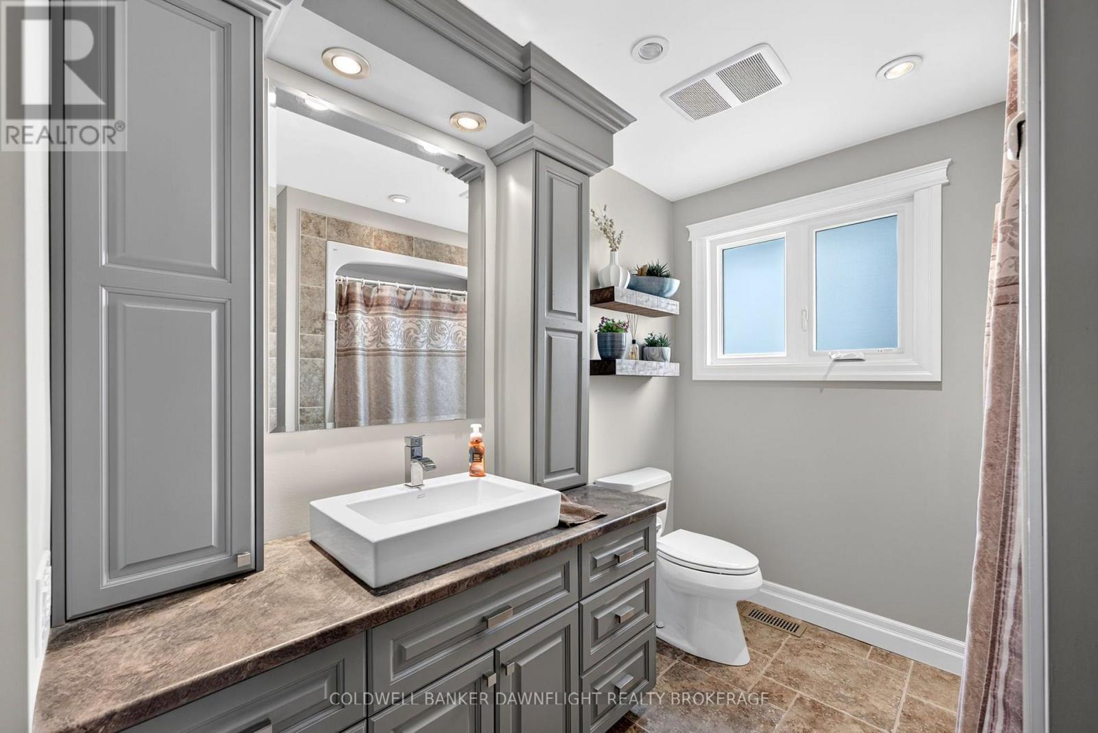 283 CHURCHILL DRIVE - Image 24
