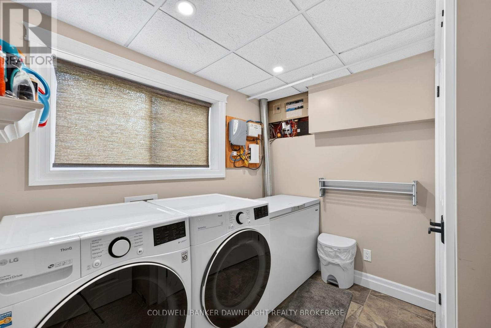 283 CHURCHILL DRIVE - Image 30