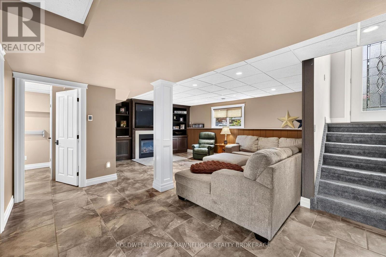 283 CHURCHILL DRIVE - Image 31
