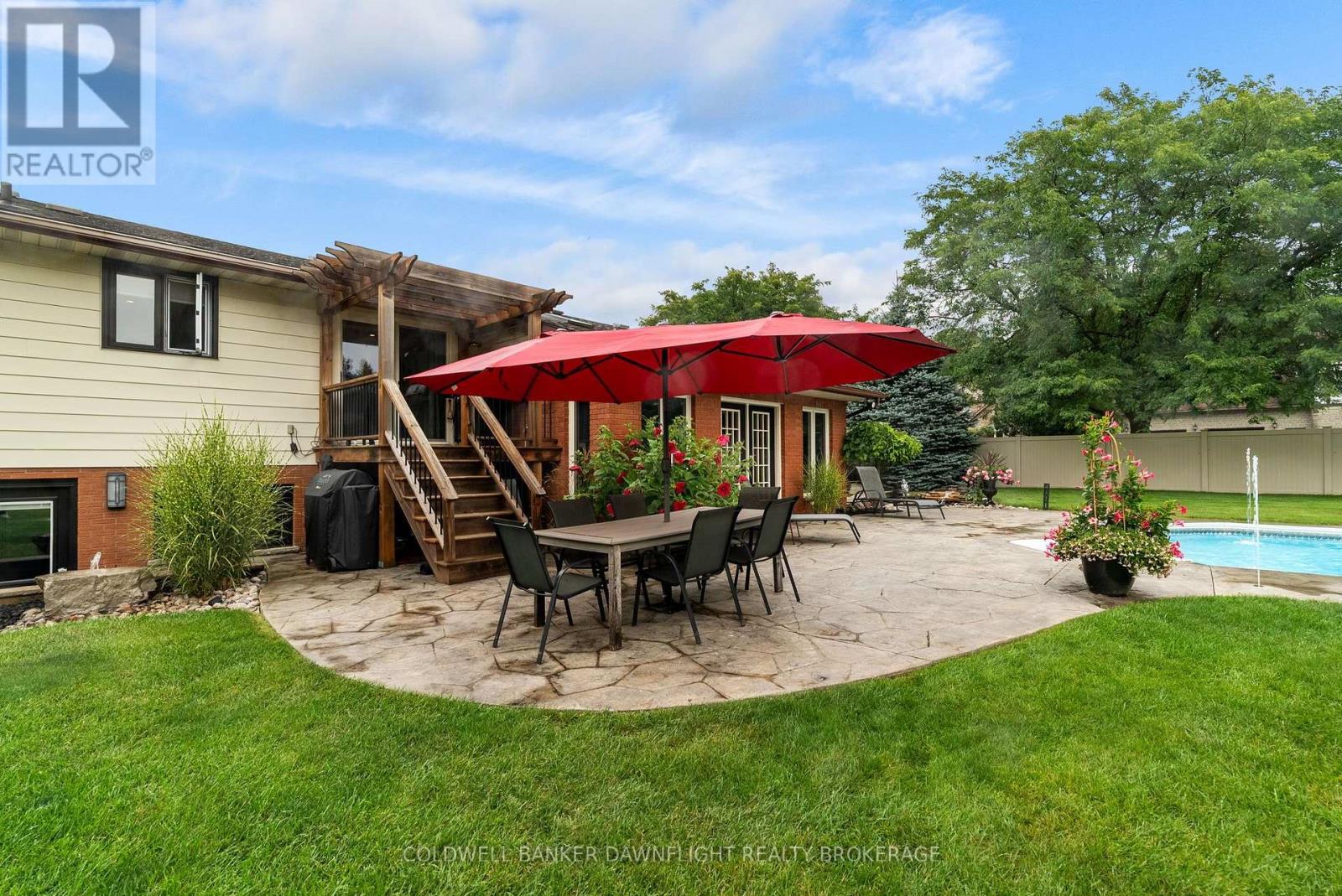 283 CHURCHILL DRIVE - Image 42