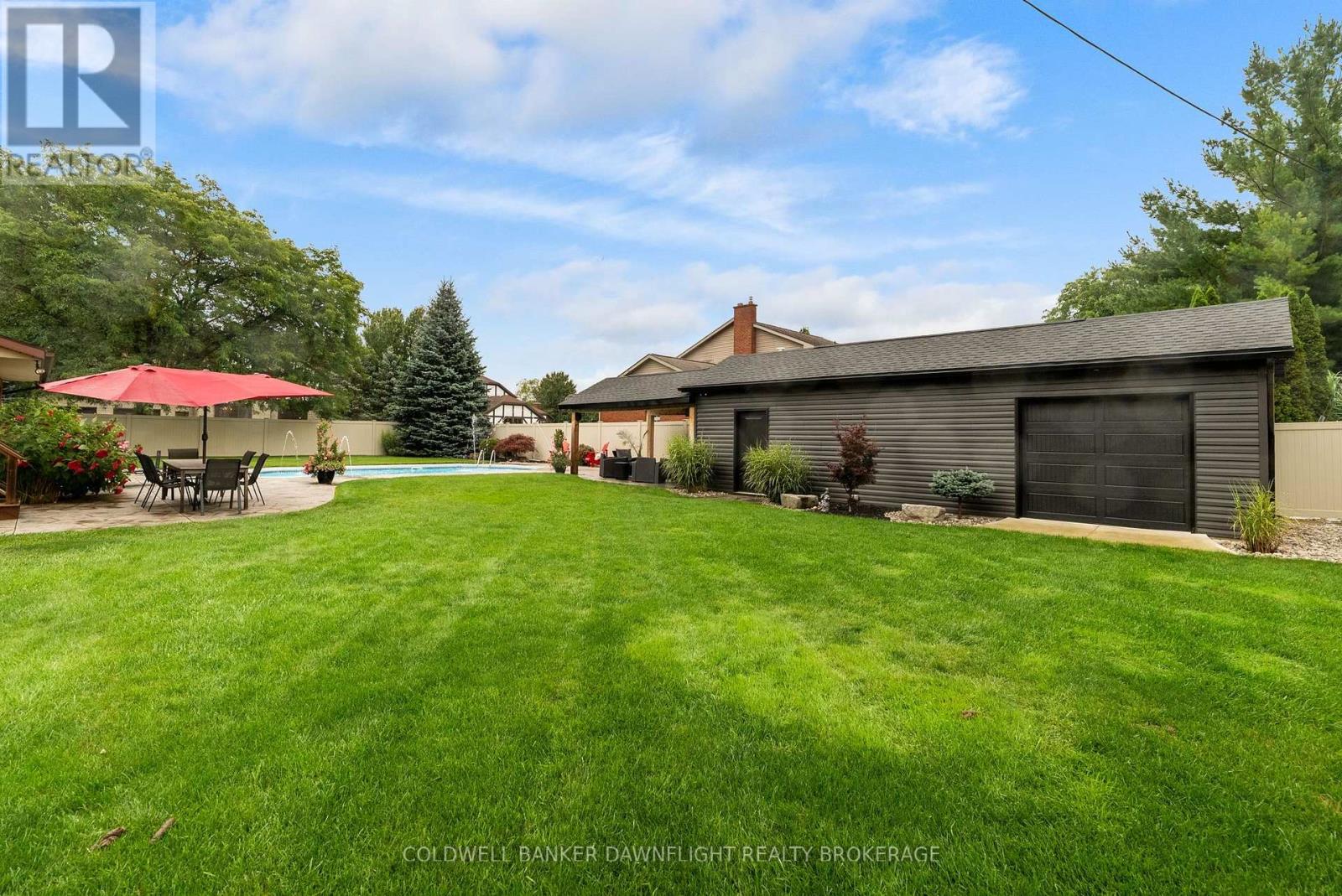 283 CHURCHILL DRIVE - Image 43