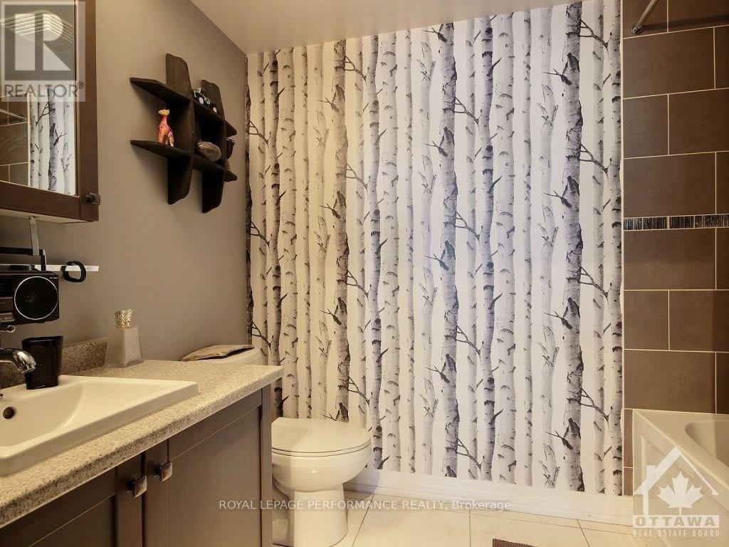 202 - 242 Rideau Street
