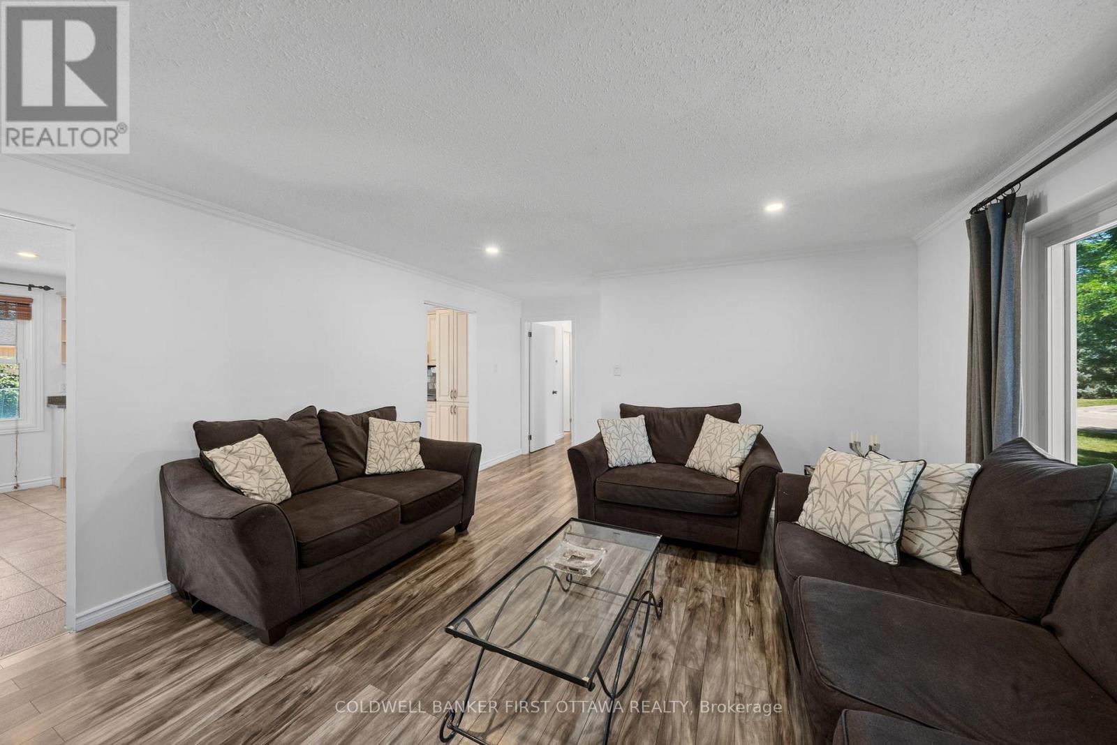 12 BRADGATE DRIVE - Image 8