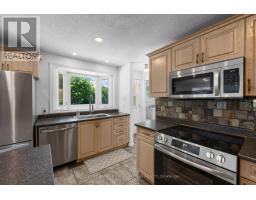 Mud room - 12 Bradgate Drive, Ottawa, ON K2G0R6 Photo 11
