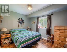229 Pine Beach Drive, Georgina, ON L4P2V7 Photo 9