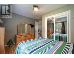 229 Pine Beach Drive, Georgina, ON L4P2V7 Photo 10