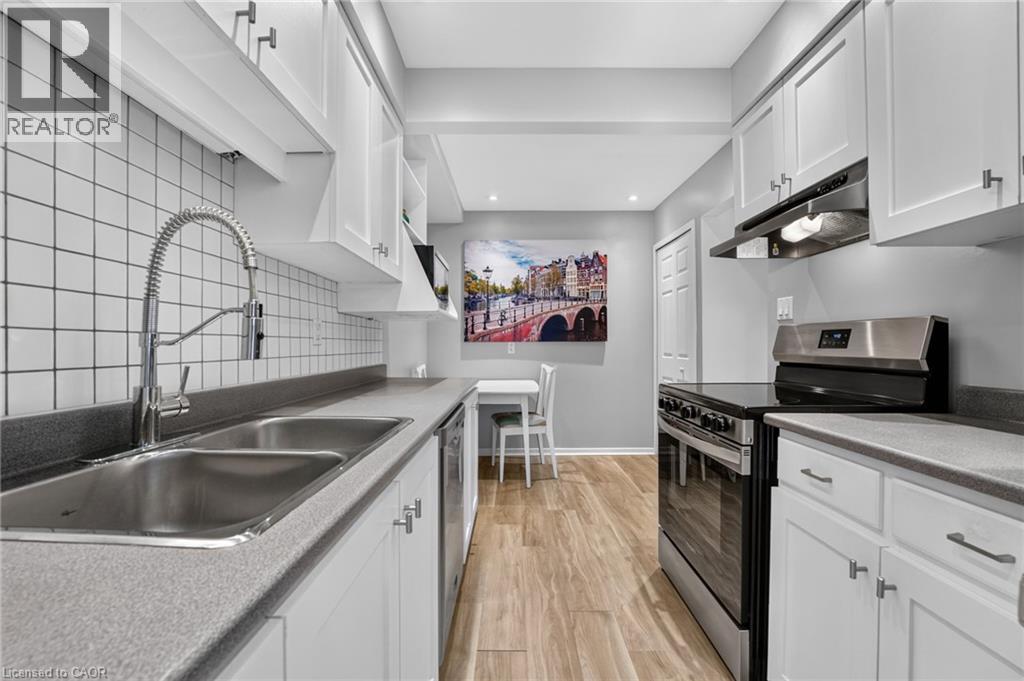 #20 2031 AMHERST HEIGHTS Court - Image 12