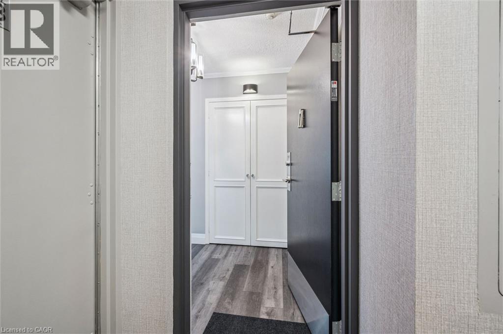 #1801 81 CHURCH Street - Image 5