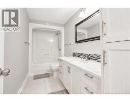 2pc Bathroom - 53 Briarlea, Moncton, NB E1E3Y8 Photo 11