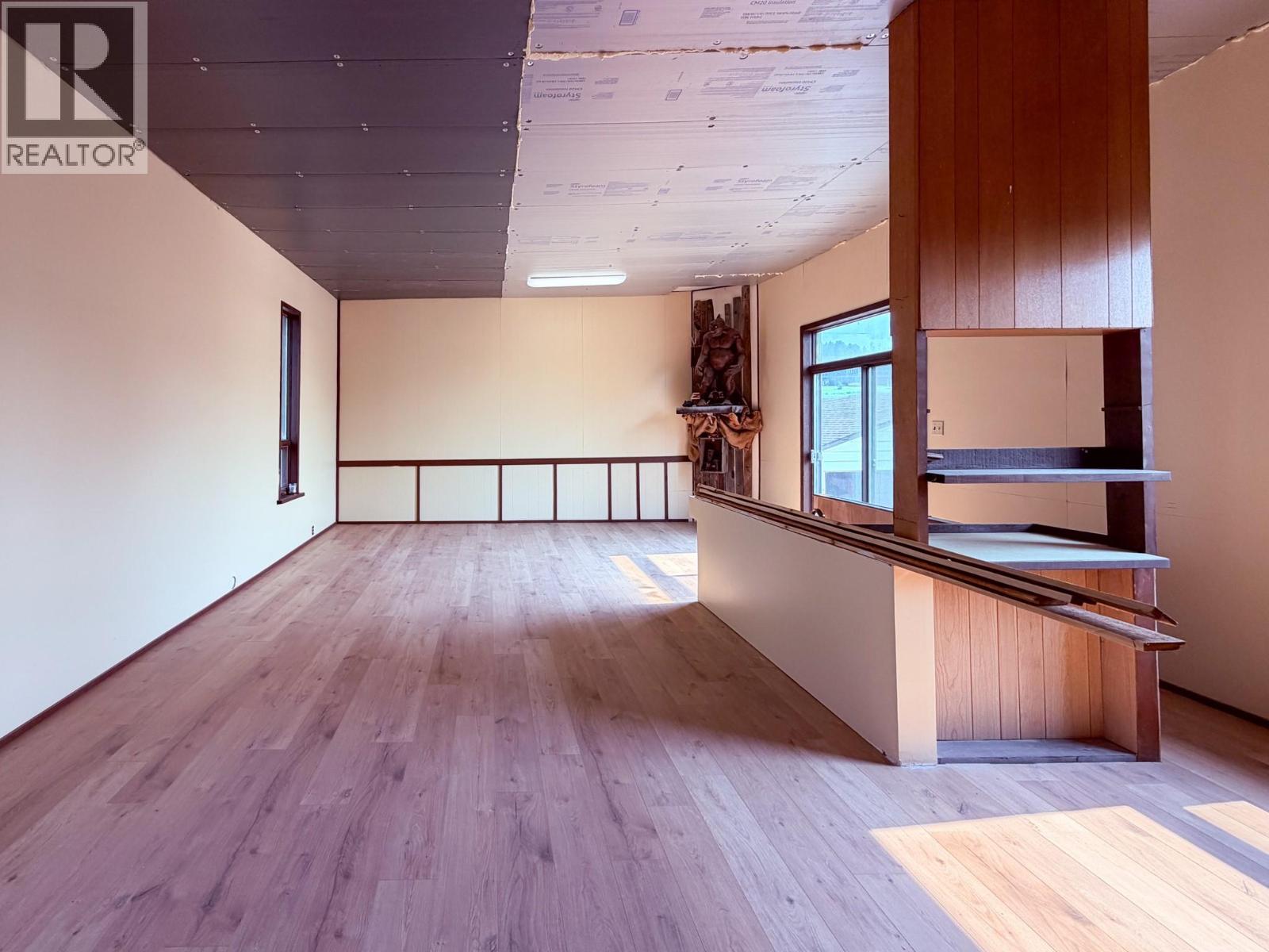 5740 95 Highway - Image 37