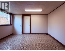 5740 95 Highway, Edgewater, BC V0A1E0 Photo 32