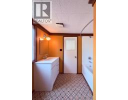 5740 95 Highway, Edgewater, BC V0A1E0 Photo 29