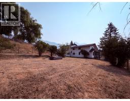 5740 95 Highway, Edgewater, BC V0A1E0 Photo 50
