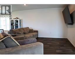 Bedroom - 111, 71127 Range Road 234, Rural Greenview No  16, M D  Of, AB T0H3N0 Photo 9