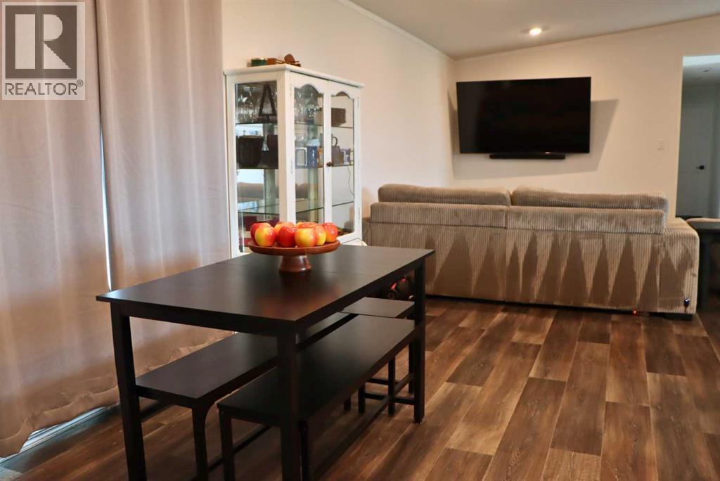 111, 71127 Range Road 234 - 11