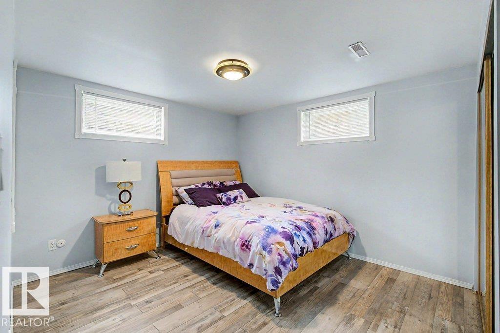 12112 38 ST NW - 19