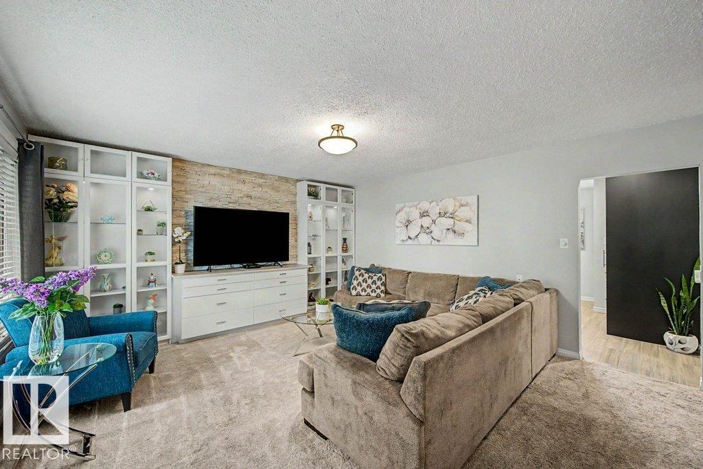 12112 38 ST NW - 2