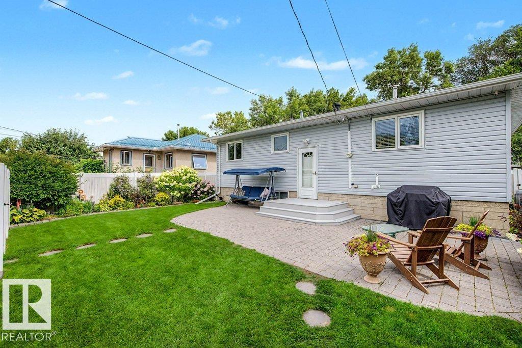 12112 38 ST NW - 26