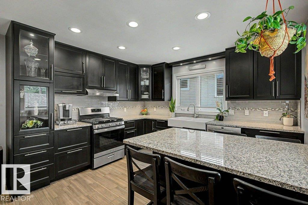 12112 38 ST NW - 7