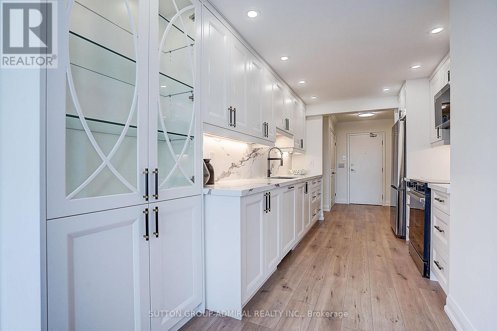 #417 20 HARDING BOULEVARD W - 14